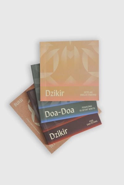 Three books titled 'Dzikir', 'Doa-Doa', and 'Buku' from Muhajir Project on a white background