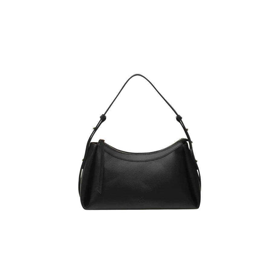Black woman's handbag by Prior on a white background.
Tas tangan wanita kulit berwarna hitam karya Prior dengan latar belakang putih.