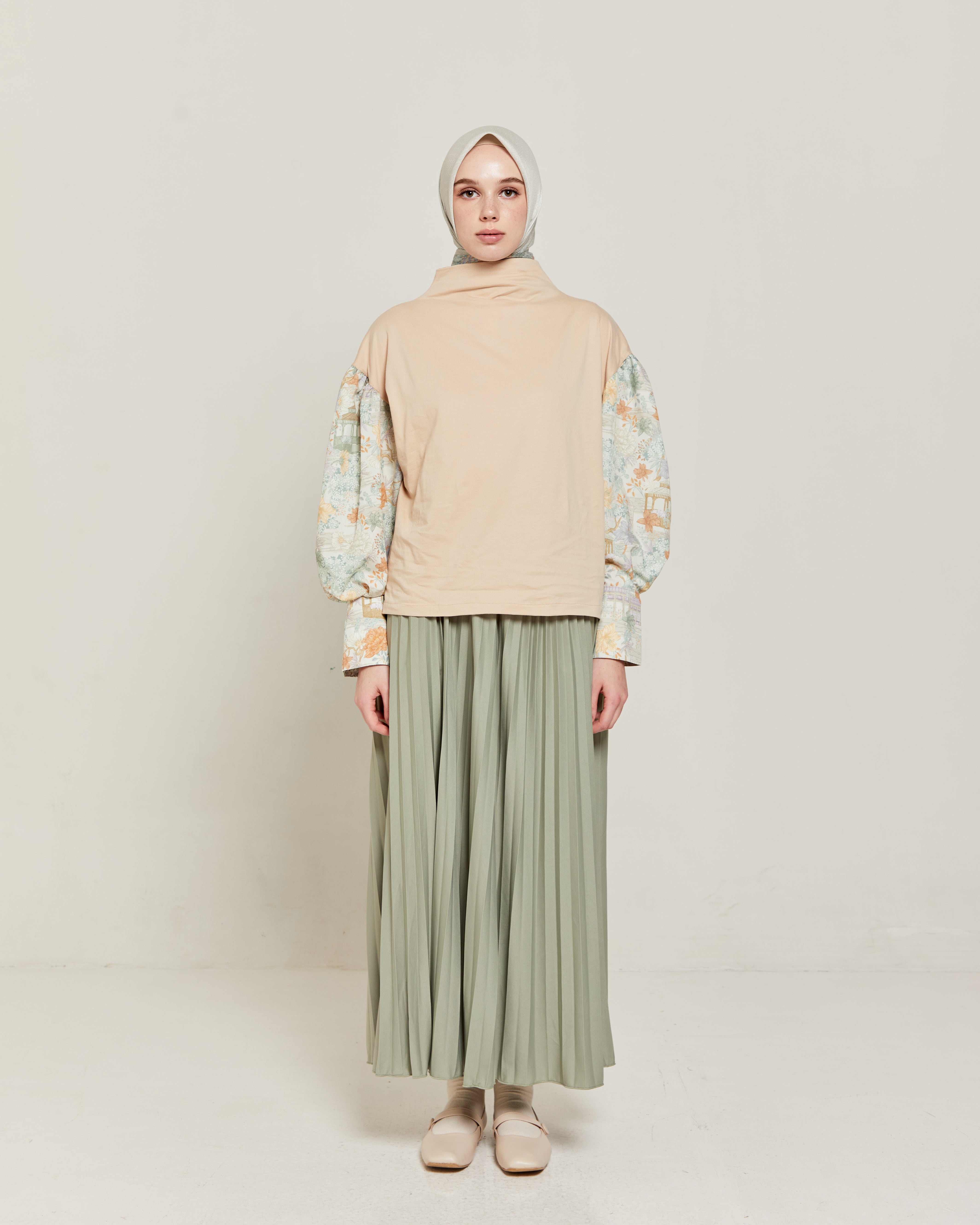 Zinia Akio - Nadjani