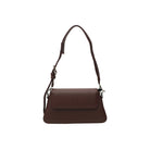 Burgundy-colored leather woman's handbag by Prior with a strap on a white background.

Tas tangan wanita berwarna burgundy dari kulit oleh Prior dengan tali pada latar belakang putih.